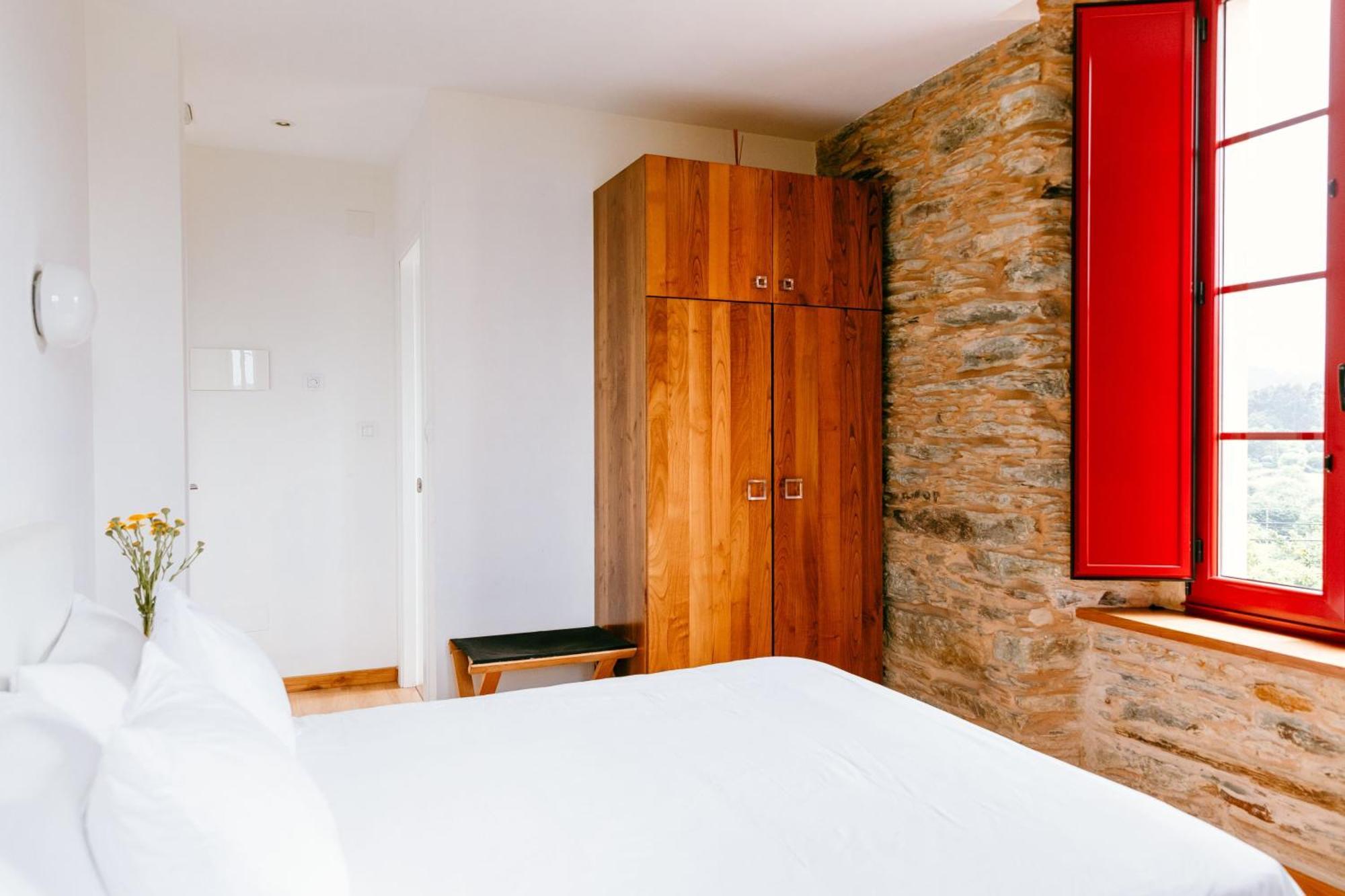 Hotel El Castano Dormilon Santa Marta de Ortigueira Buitenkant foto