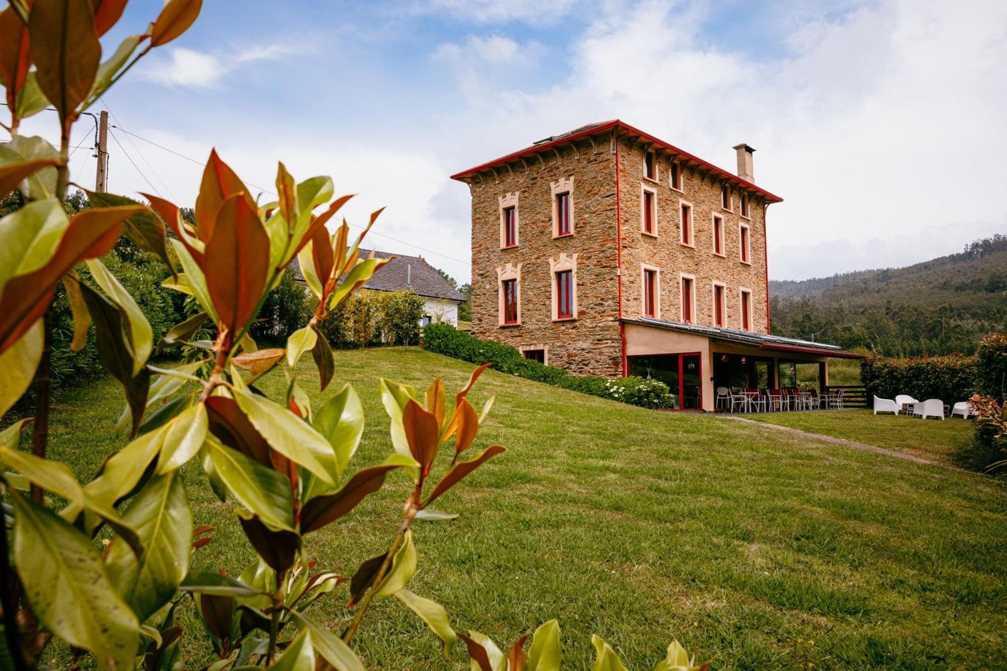Hotel El Castano Dormilon Santa Marta de Ortigueira Buitenkant foto
