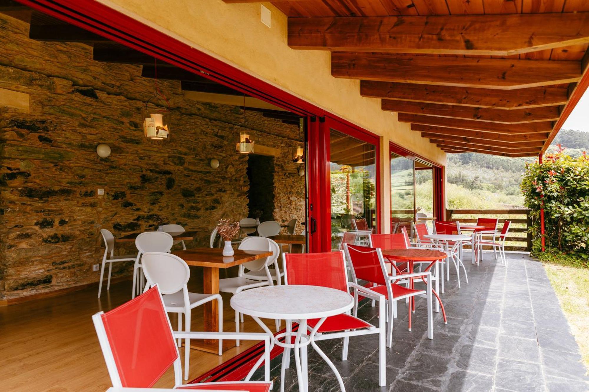 Hotel El Castano Dormilon Santa Marta de Ortigueira Buitenkant foto