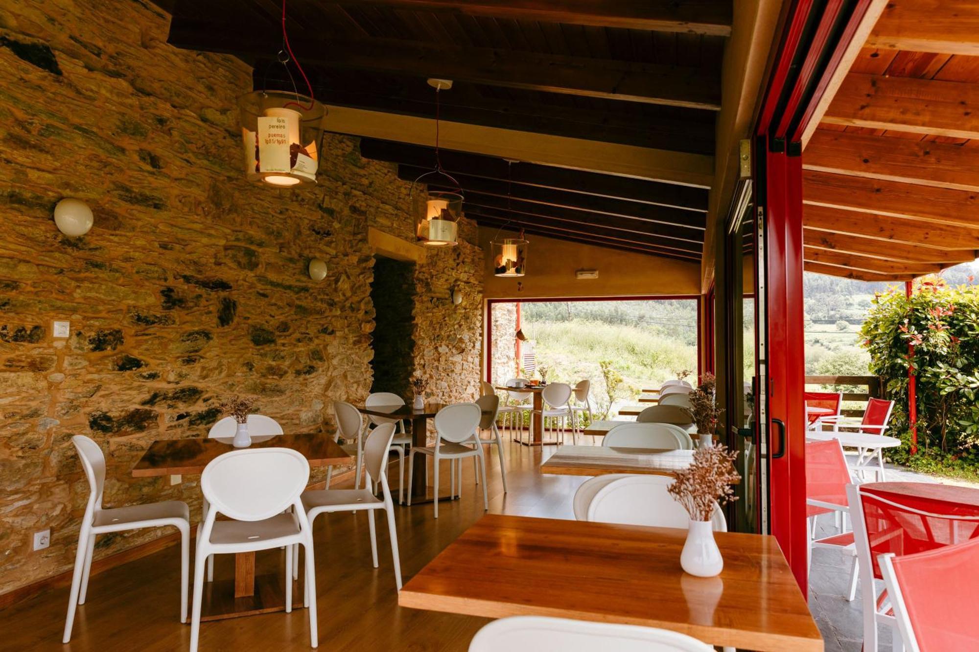 Hotel El Castano Dormilon Santa Marta de Ortigueira Buitenkant foto